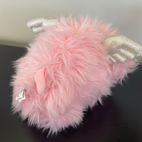 Fluffy flying pig plush🪽 - Picture 5 of 8